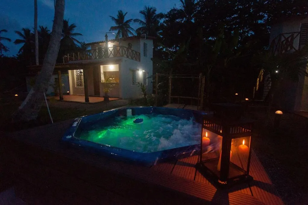 21 Palms Hotel Las Galeras Guest house