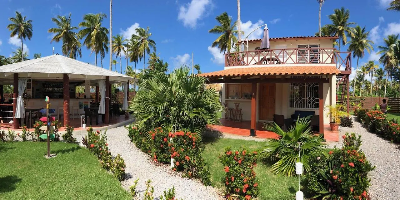 21 Palms Hotel Las Galeras Guest house